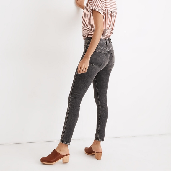 Madewell 10" High-Rise Skinny Crop Jeans - Picture 3 of 10